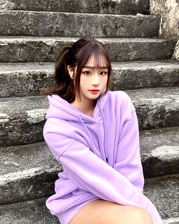 lai_931201 instagram image archive image