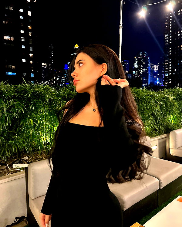 vanessa.rhd instagram image archive image