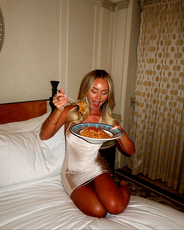 allieauton instagram image archive image