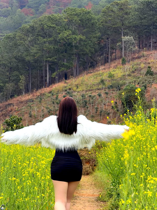 lyhythuedoxinh instagram image archive image