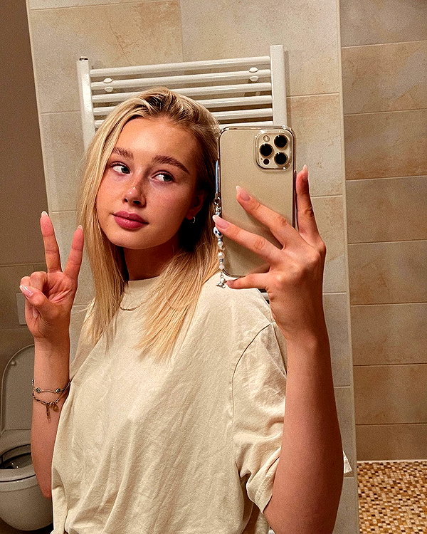 lilih instagram image archive image