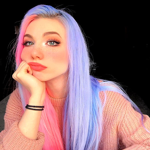 danielle.mercedie instagram image archive image