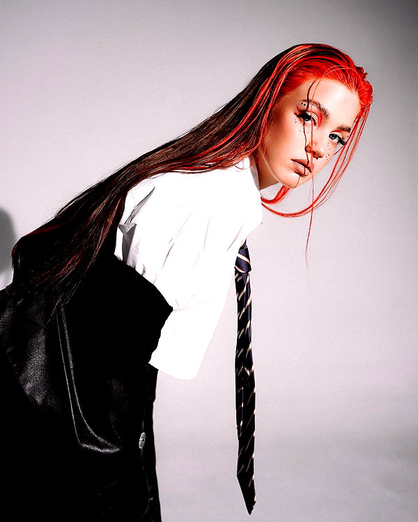 anna.utka22 instagram image archive image