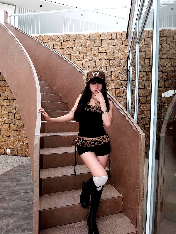 lyhythuedoxinh instagram image archive image