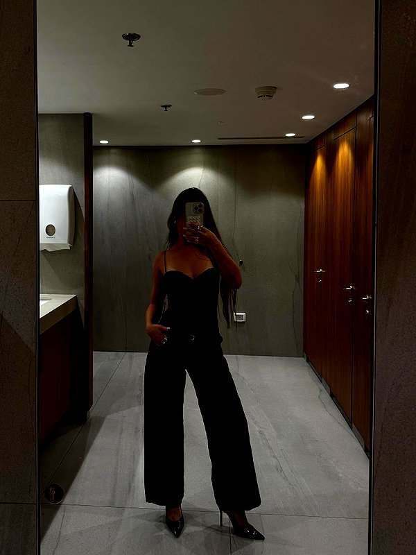 daniella_zeldis instagram image archive image