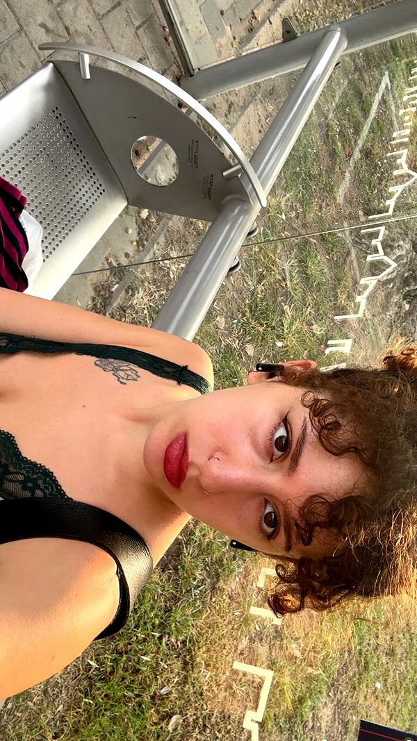 Archived image from @alma.almog on Instagram