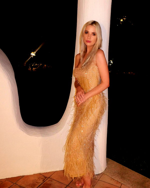 ashleybenson instagram image archive image