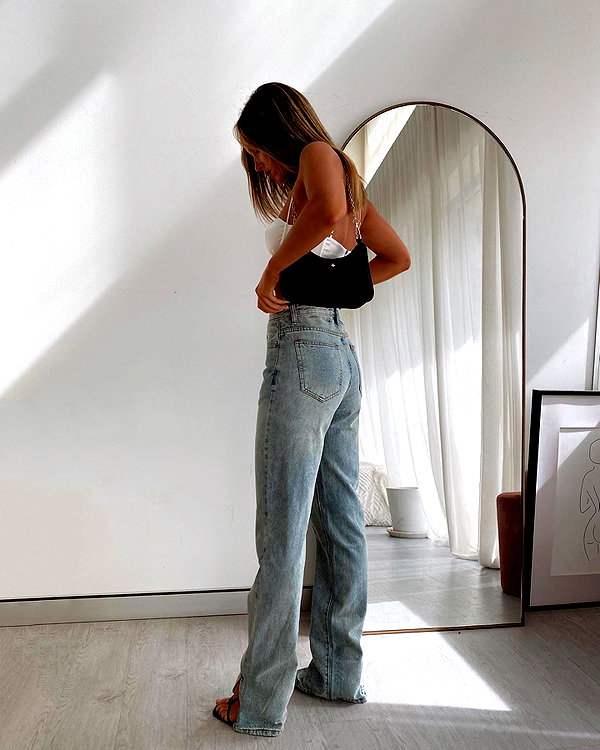 olivia.mathers instagram image archive image