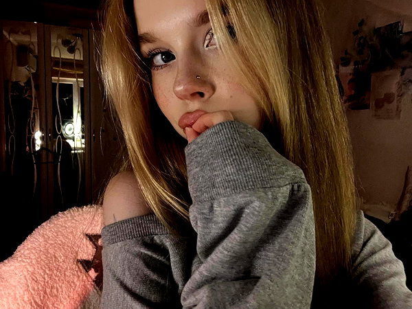 kristti.a instagram image archive image