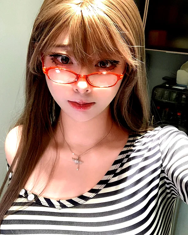 yingyinng_ instagram image archive image