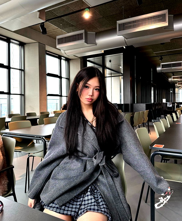 joycee.e instagram image archive image