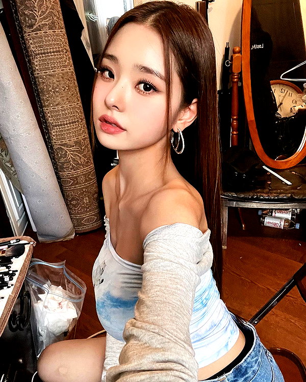 dear.zia instagram image archive image