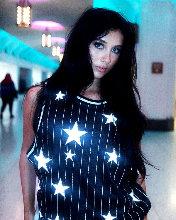 ellianawalmsley instagram image archive image