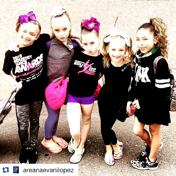 ellianawalmsley instagram image archive image