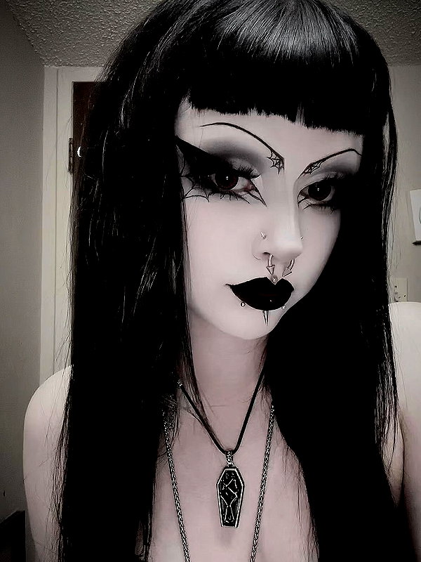 kittenfangsxx instagram image archive image