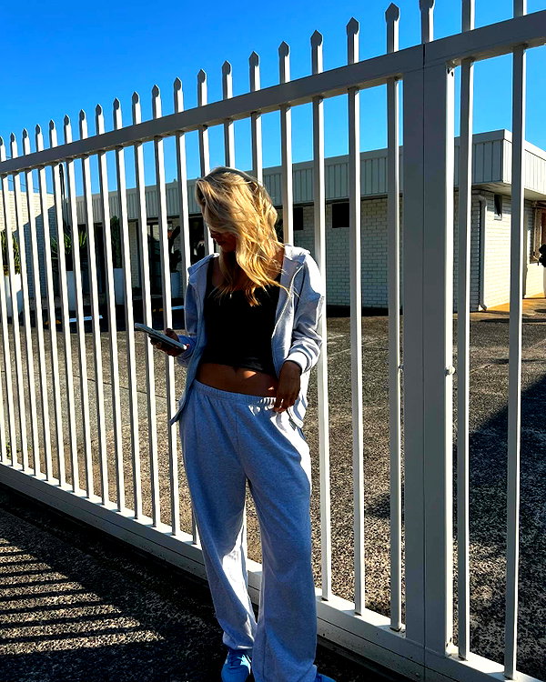 sophadophaa_ instagram image archive image