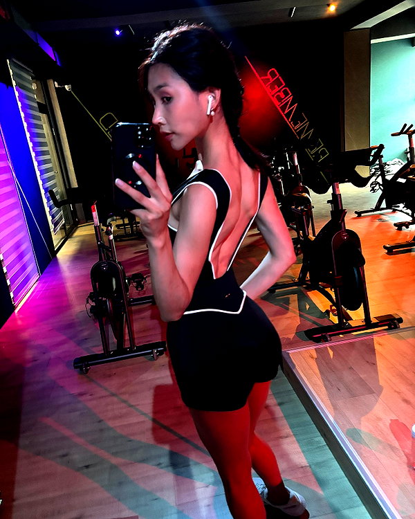 indra0102_ instagram image archive image