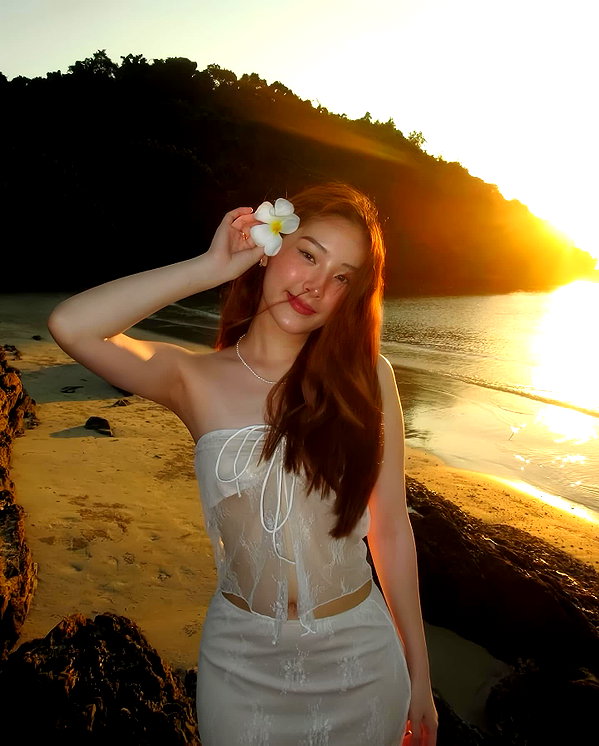 lyhythuedoxinh instagram image archive image