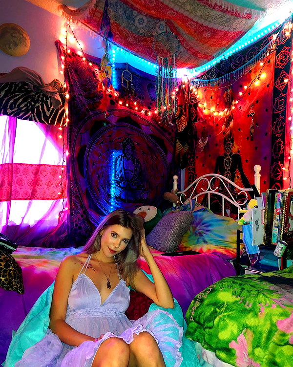 haileylayfield instagram image archive image