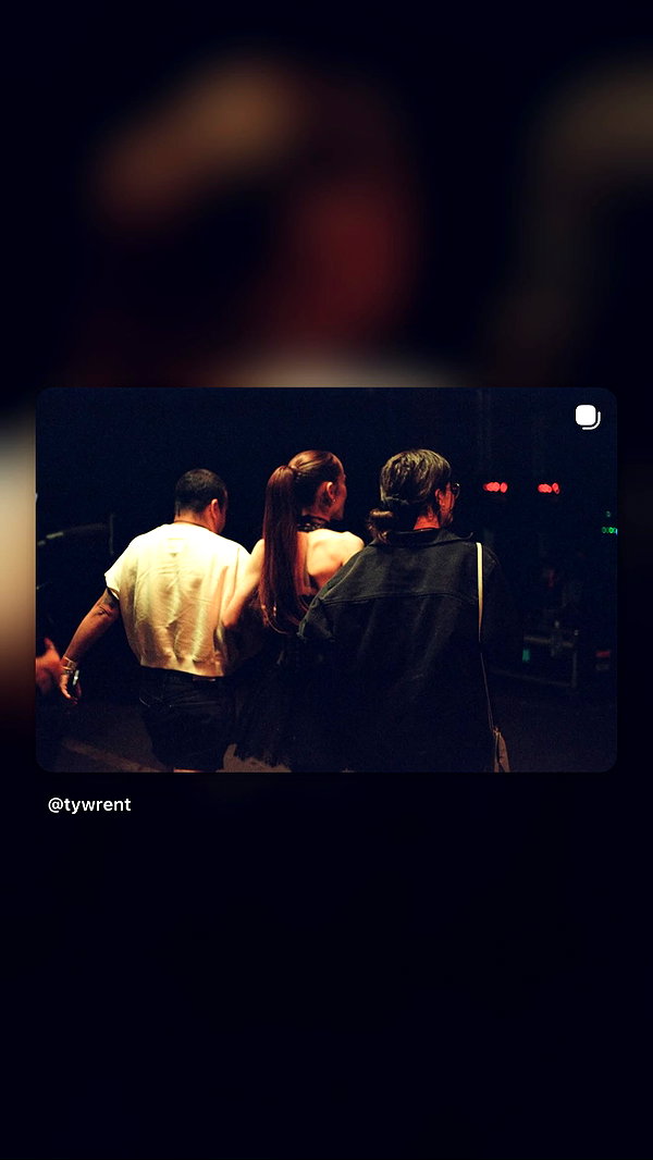 arianagrande instagram image archive image