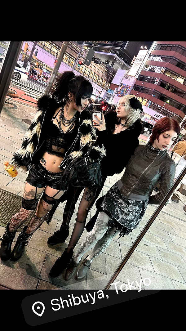 biohazard.g1rl instagram image archive image