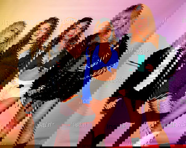 iluvmeww iluvmeww archive image