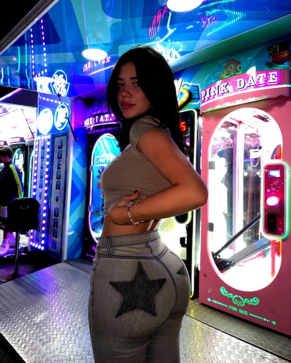 vanessa.rhd instagram image archive image