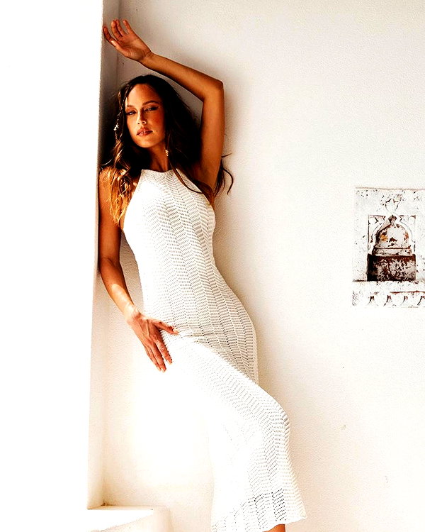 olivia.mathers instagram image archive image