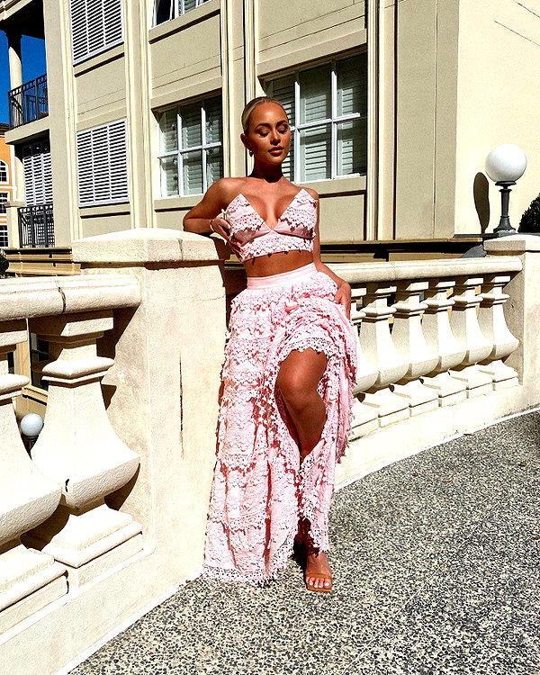 allieauton instagram image archive image