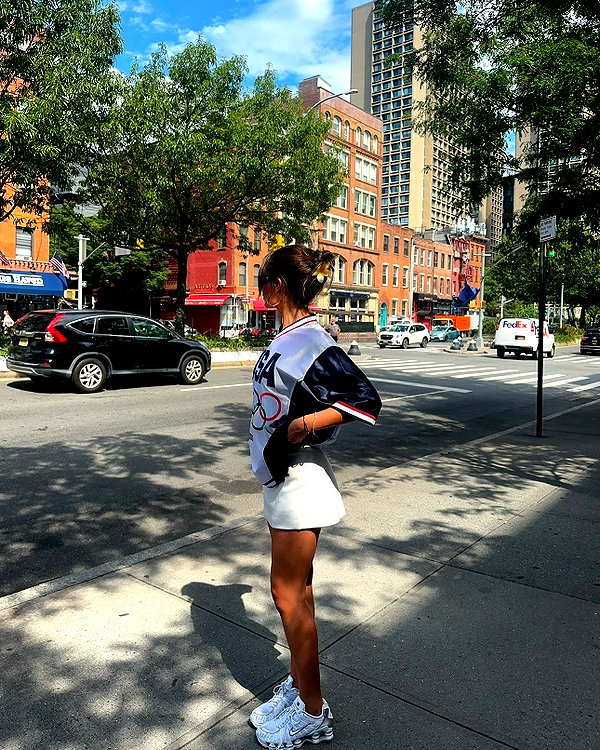 oliviaphillipps instagram image archive image