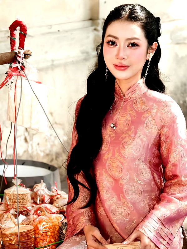 lyhythuedoxinh instagram image archive image