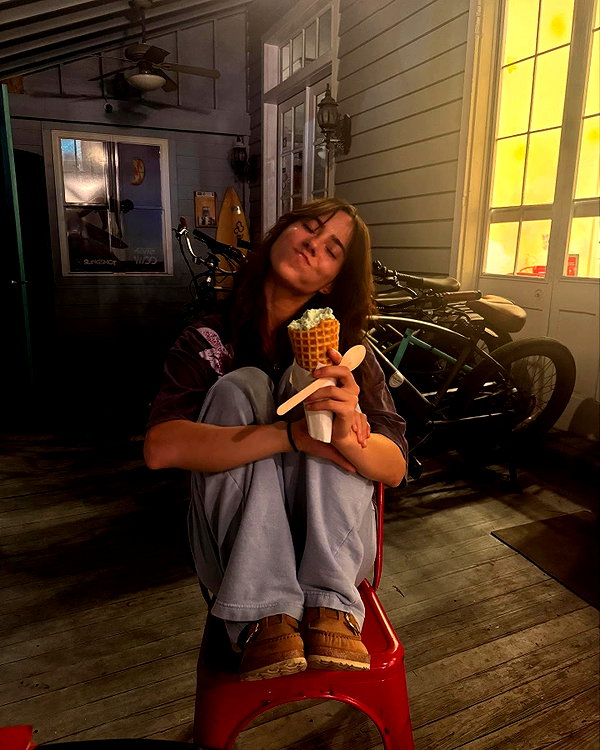 katelynernst3 instagram image archive image