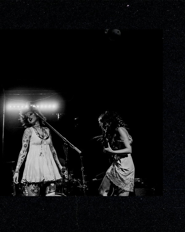 amomentsglance instagram image archive image