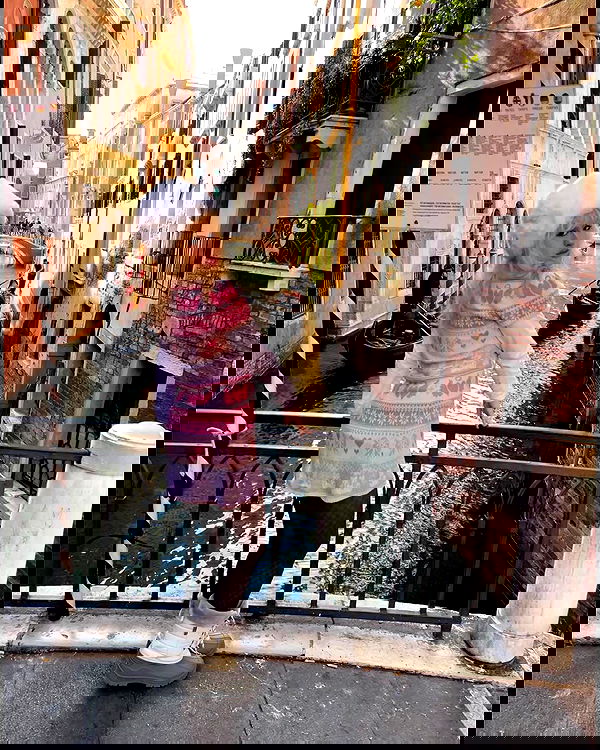 ormosheee ormosheee archive image