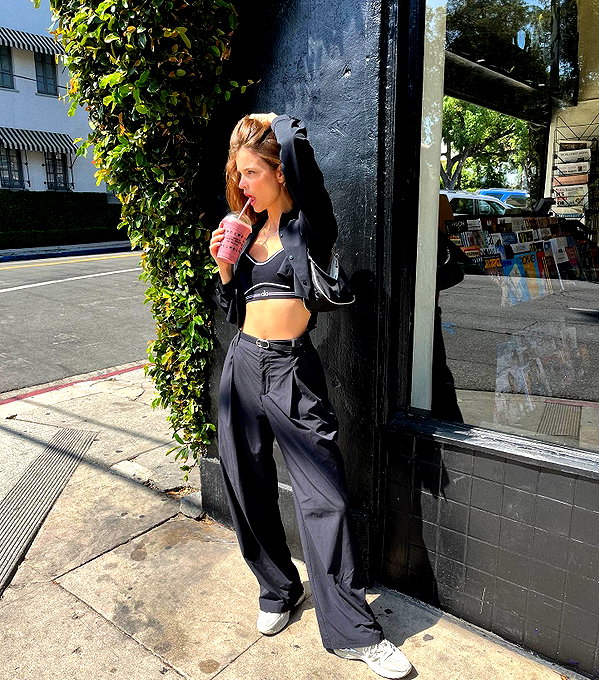 realbarbarapalvin instagram image archive image