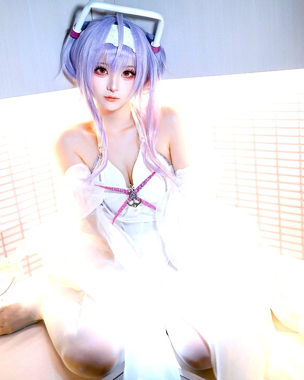 miee_cos instagram image archive image