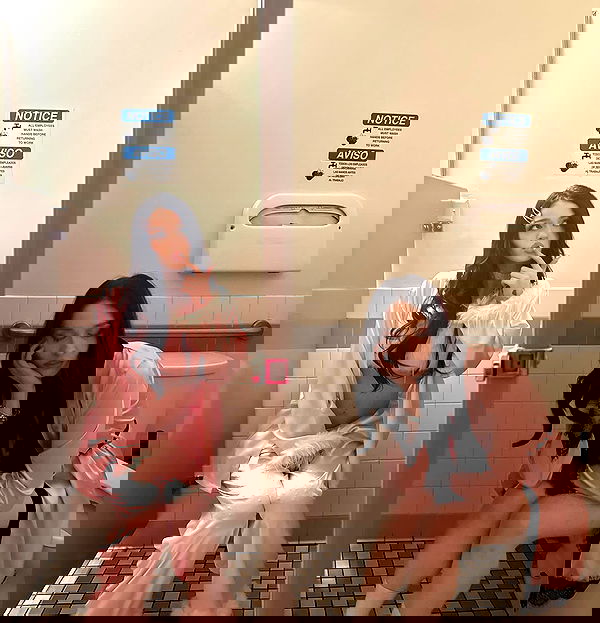 nevaaadaa nevaaadaa archive image