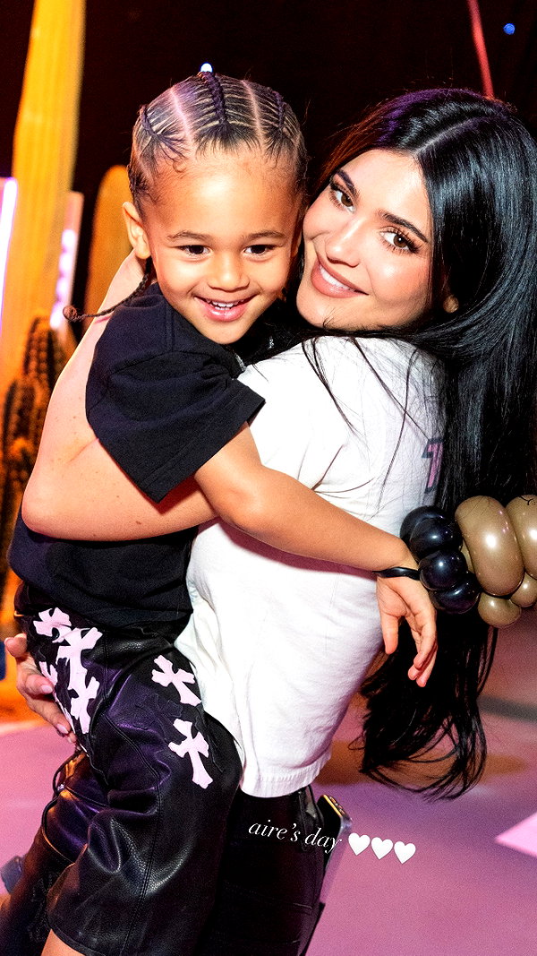 kyliejenner instagram image archive image