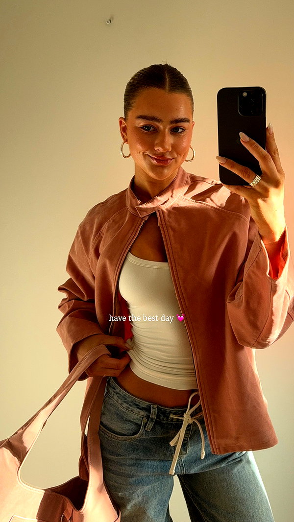 sophadophaa_ instagram image archive image