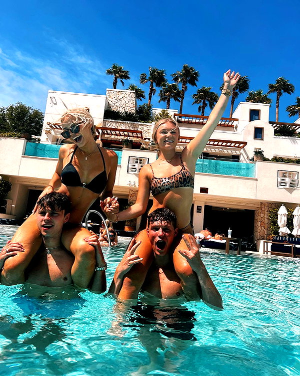 livvydunne instagram image archive image