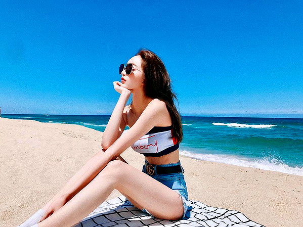 daxbin instagram image archive image