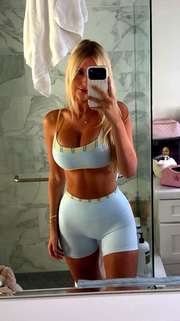 allie_dunn instagram image archive image