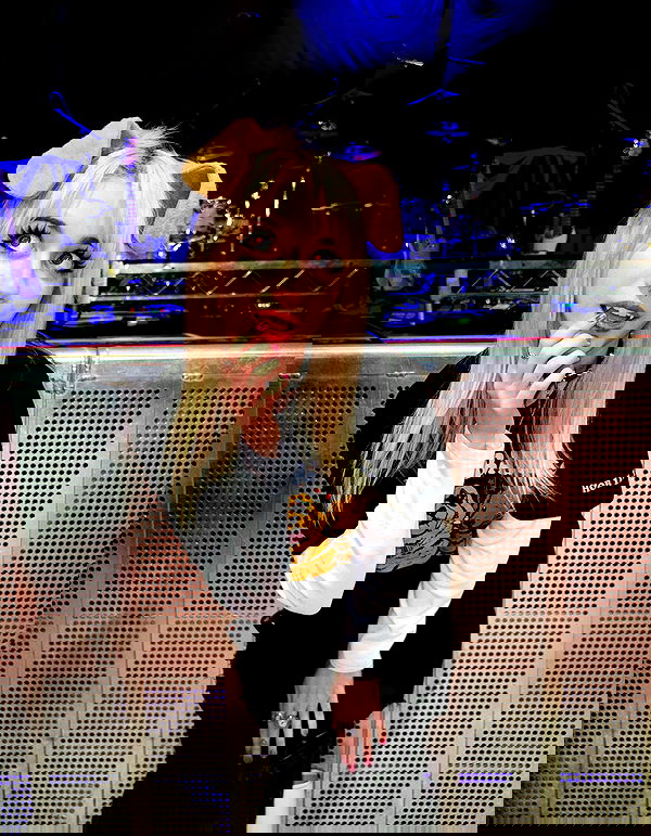 iluvmeww iluvmeww archive image