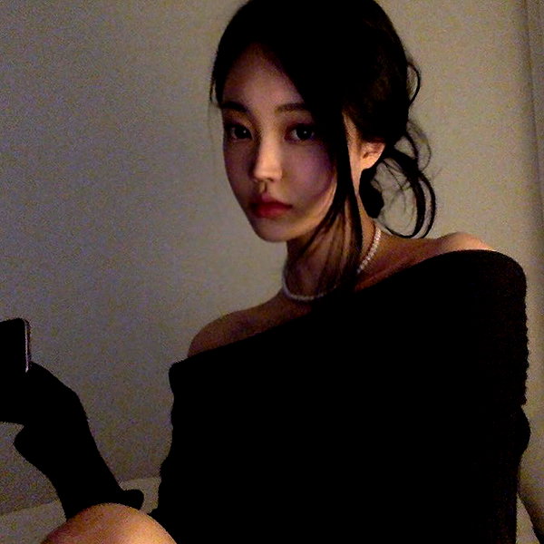 daxbin instagram image archive image
