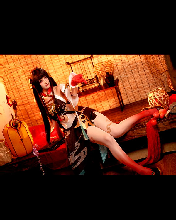 miee_cos instagram image archive image