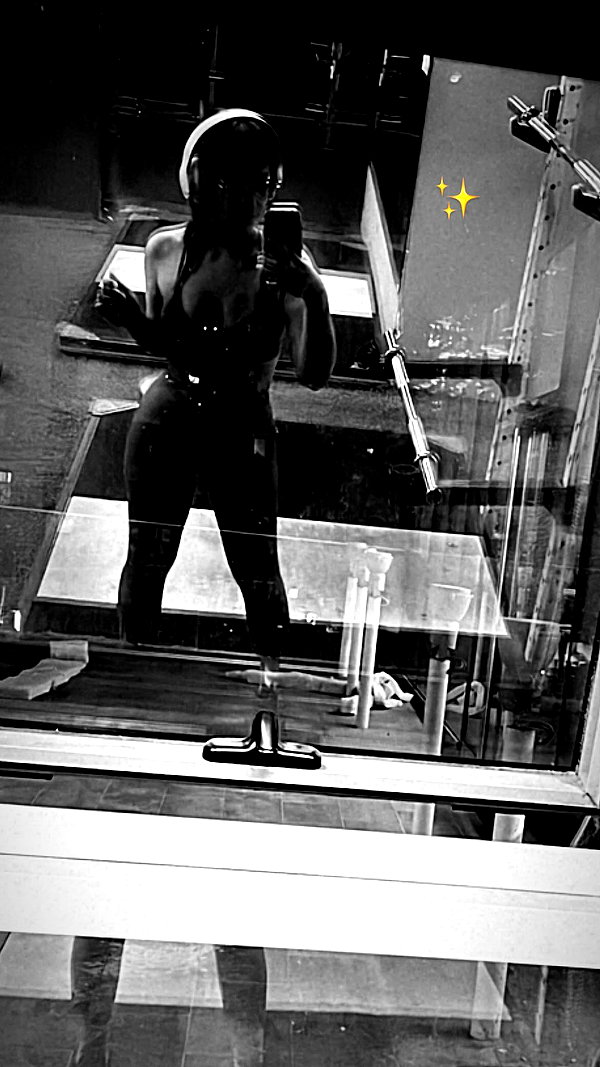 noa_blumenfeld instagram image archive image