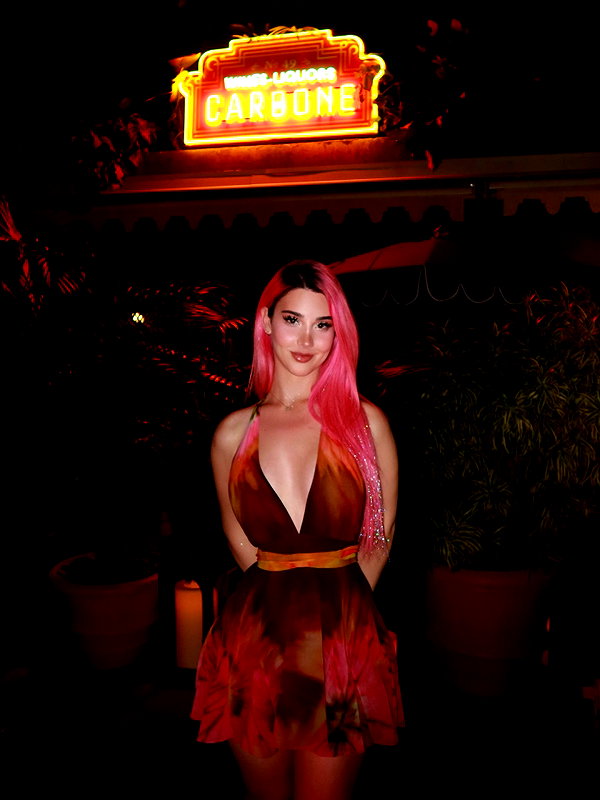 missy.y._ missy.y._ archive image