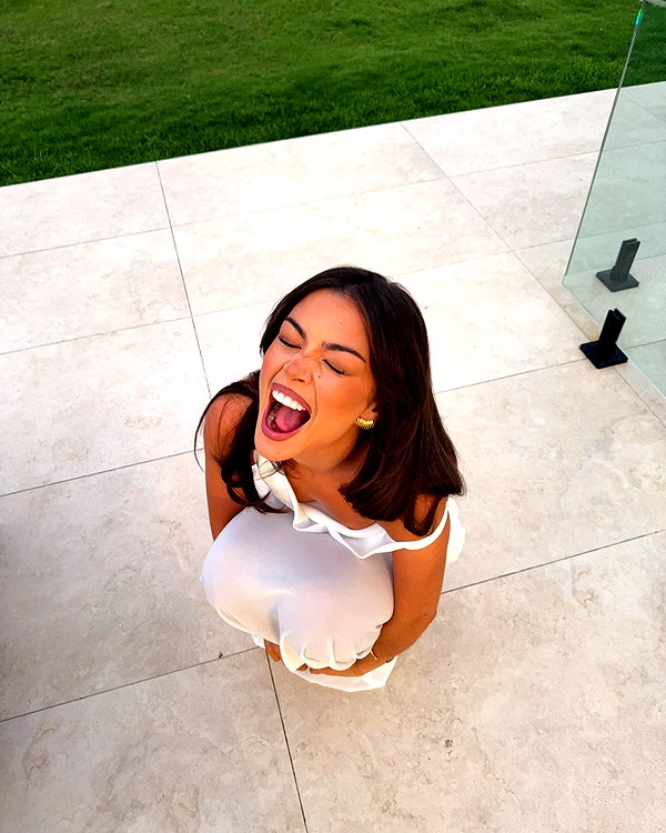 oliviaphillipps instagram image archive image