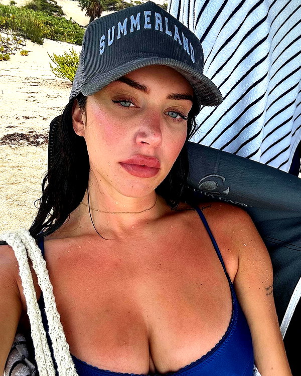 staskaranikolaou instagram image archive image