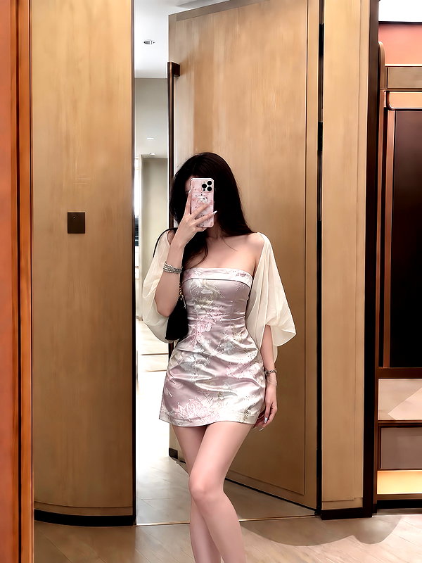 lyhythuedoxinh instagram image archive image